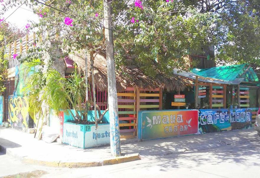Maya Cha'An Guesthouse Cancun Exterior photo