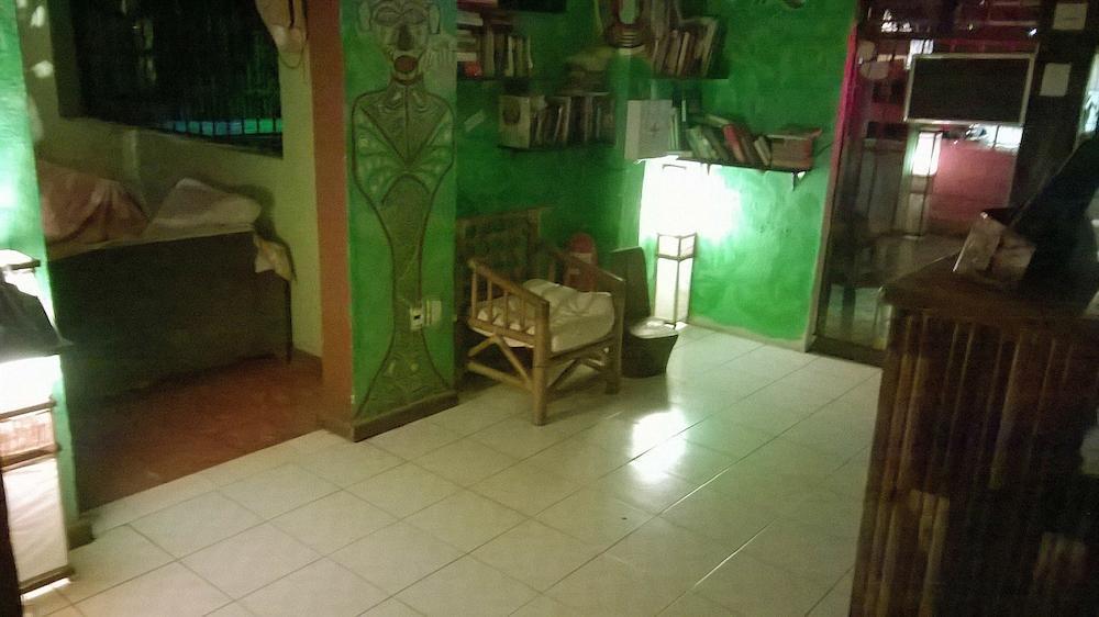 Maya Cha'An Guesthouse Cancun Exterior photo